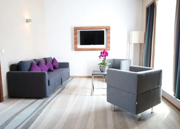 Warsaw Plaza Hotel