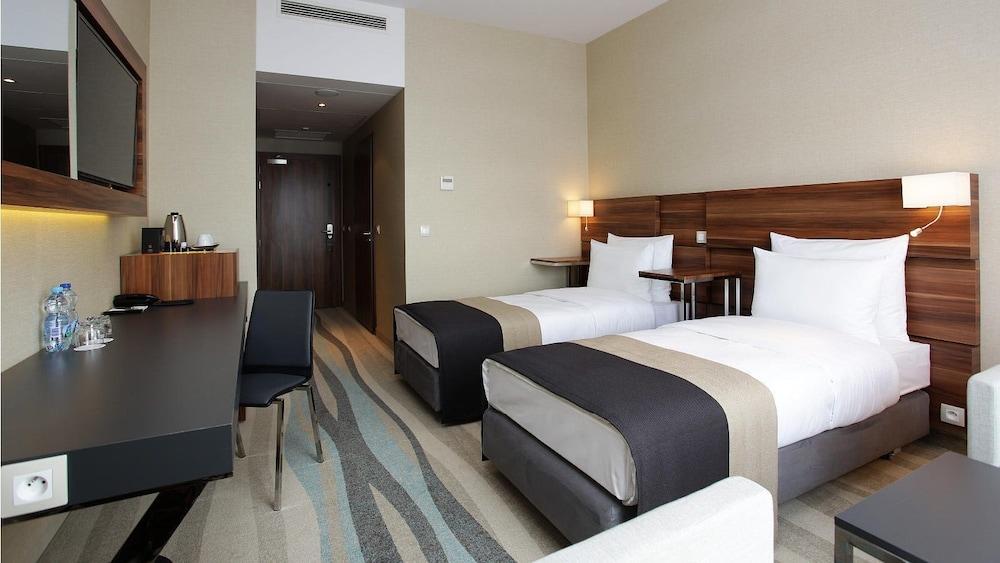 Plaza Hotel Warszawa