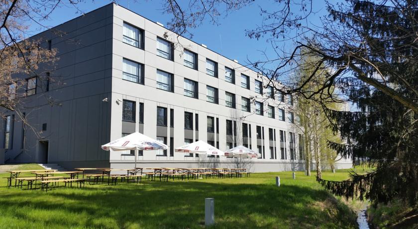 Plaza 4* Warschau